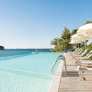 Crvena Luka Szálloda Biograd na Moru